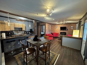 2br Modern Condo #8 Walk to Main St & Mirror Lake vacation rental in Central village, Lake Placid, New York