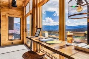 360º Views • Firepit • Theater • Game Room • Skyline Chalet vacation rental in Chalet Village, Gatlinburg