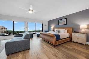 Bayfront Inn 5th Ave in Naples, Florida