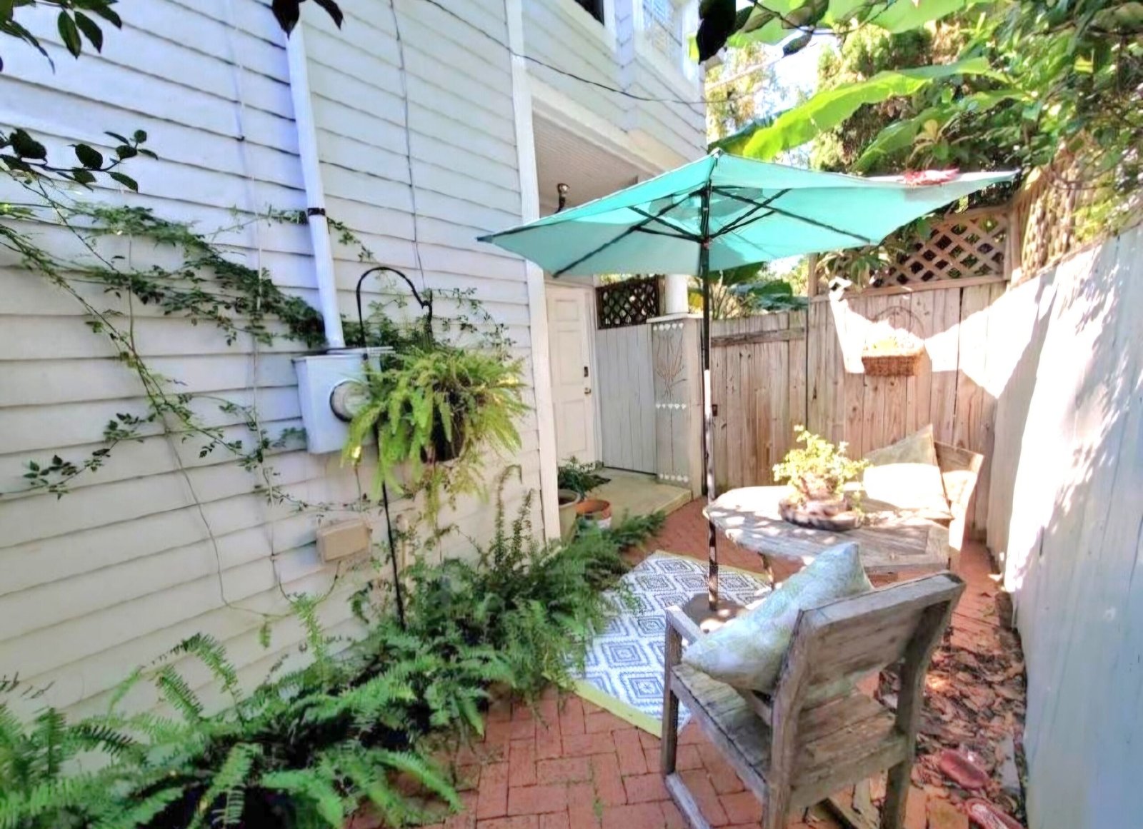Carriage House by Forsyth Park with Private Courtyard vacation rental in Forsyth Park, Historic District - Savannah
