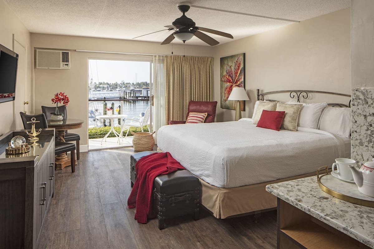 Cove Inn on Naples Bay in Naples, Florida
