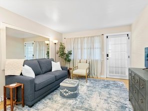 Downtown Condo! Walk Everywhere w/ Assigned Parking vacation rental in Downtown Asheville