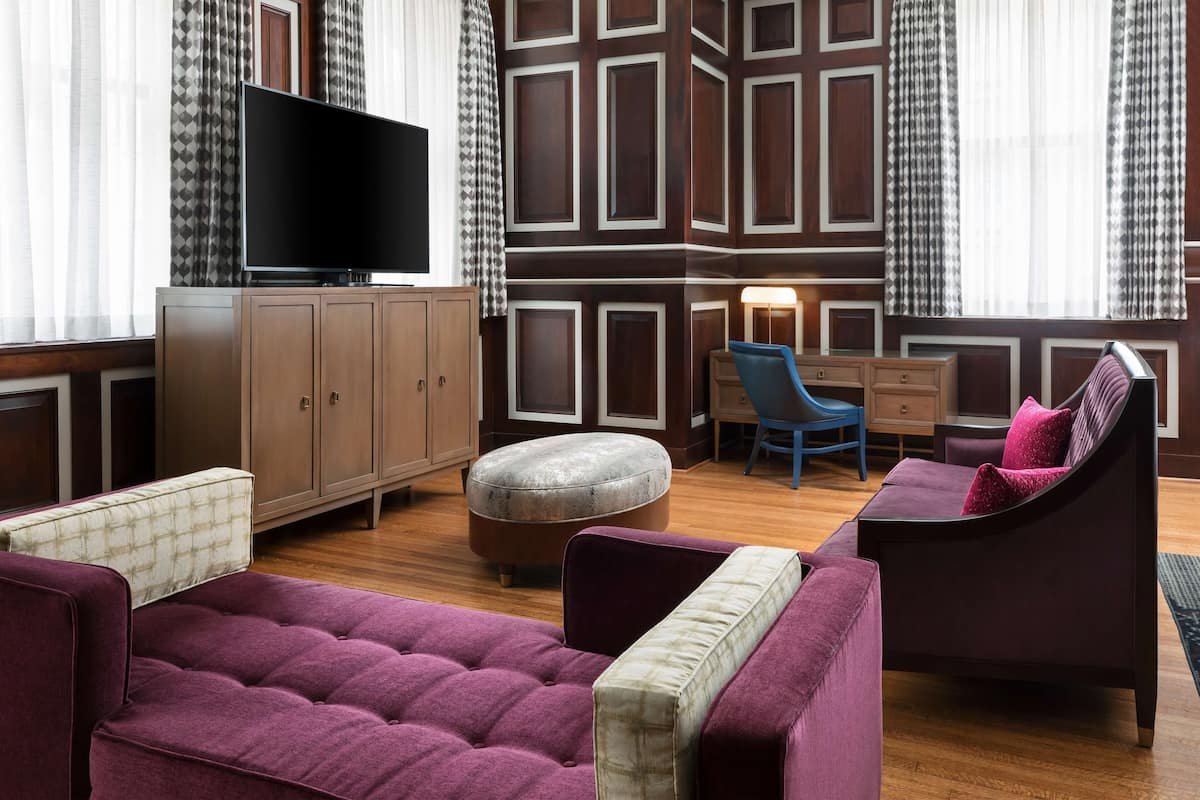 Hampton Inn & Suites Baltimore Inner Harbor in Baltimore, Maryland