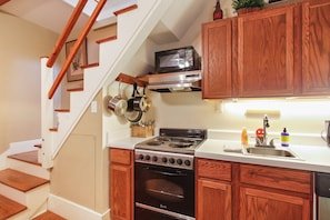 Historic Savannah CarriageHouse: Park & Walk to All vacation rental in Forsyth Park, Historic District - Savannah