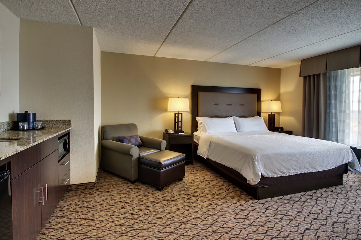 Holiday Inn Express Baltimore BWI Airport West in Hanover, Maryland