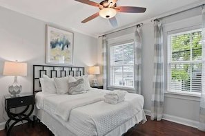 Modern Carriage House Suite in the Historic District vacation rental in Historic District - Savannah