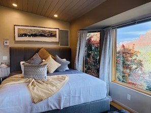 Perfect Couples Getaway | Private Hot Tub | Panoramic Red Rock Views vacation rental in West Sedona
