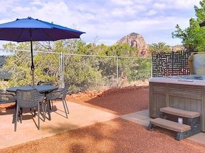 Sedona 1BR Retreat w/ Private Hot Tub & Views vacation rental in West Sedona