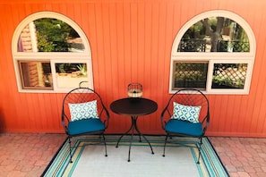 Sedona Casita with Red Rock Views • Walk to Trails • Peaceful Koi Pond & Patio vacation rental in West Sedona