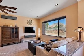 SEDONA'S BEST STUDIO - BEST VIEWS, SUNSETS, POOL vacation rental in West Sedona