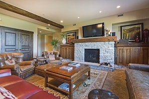 Ski In/Ski Out Luxury Silver Star Condo vacation rental in Silver Star, Park City