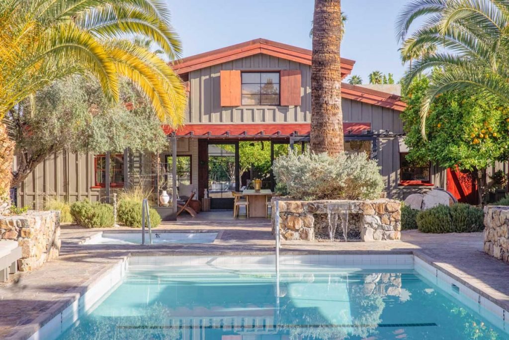 Sparrows Lodge in Palm Springs, California