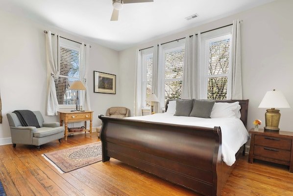 The Study | Cozy Apartment w/ King Bed + Parking vacation rental in Cannonborough–Elliottborough