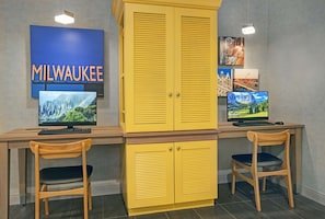 Tru by Hilton Milwaukee Downtown in Milwaukee, WI