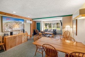 Village Green Condo — Pools, Hot Tub & Near Rec Path vacation rental in Mountain Road (Village Green)