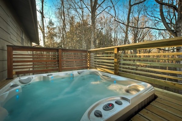 West Asheville Peaceful Penley Cottage (Hot Tub) vacation rental in West Asheville